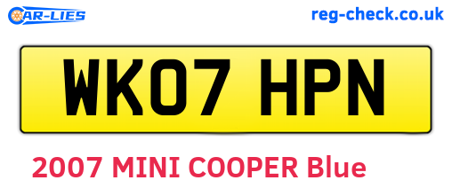 WK07HPN are the vehicle registration plates.