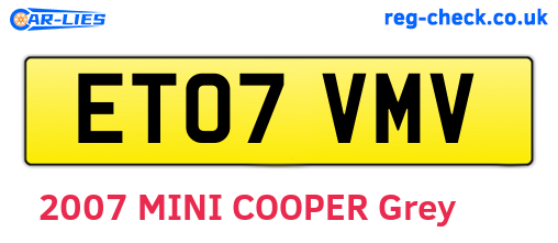 ET07VMV are the vehicle registration plates.