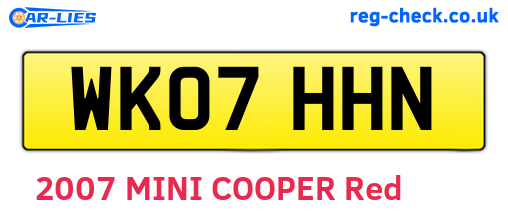 WK07HHN are the vehicle registration plates.
