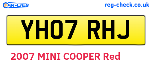 YH07RHJ are the vehicle registration plates.
