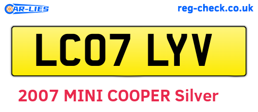 LC07LYV are the vehicle registration plates.