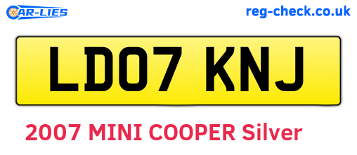 LD07KNJ are the vehicle registration plates.
