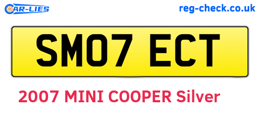 SM07ECT are the vehicle registration plates.