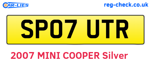 SP07UTR are the vehicle registration plates.