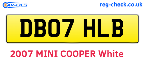 DB07HLB are the vehicle registration plates.