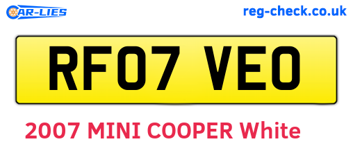RF07VEO are the vehicle registration plates.