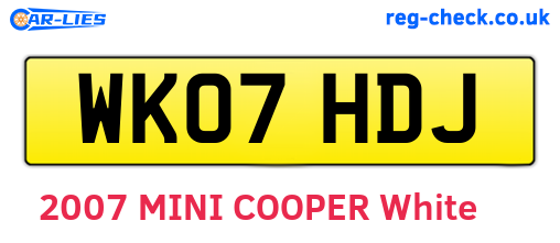 WK07HDJ are the vehicle registration plates.