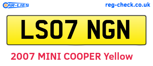 LS07NGN are the vehicle registration plates.