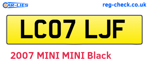 LC07LJF are the vehicle registration plates.