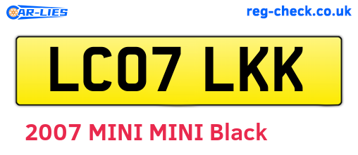LC07LKK are the vehicle registration plates.