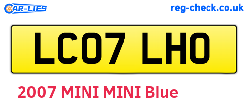 LC07LHO are the vehicle registration plates.