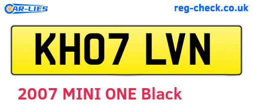 KH07LVN are the vehicle registration plates.
