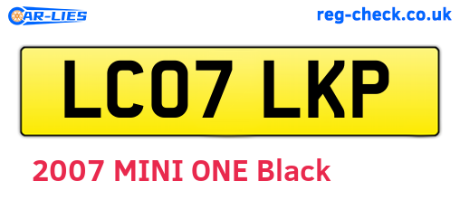 LC07LKP are the vehicle registration plates.