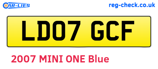LD07GCF are the vehicle registration plates.