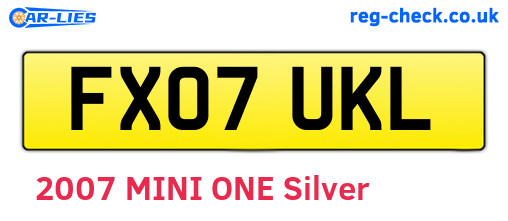 FX07UKL are the vehicle registration plates.