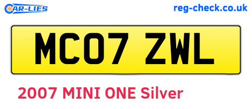MC07ZWL are the vehicle registration plates.
