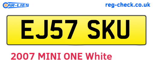 EJ57SKU are the vehicle registration plates.