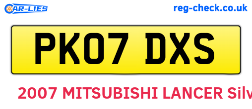PK07DXS are the vehicle registration plates.