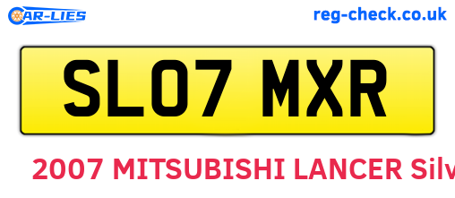 SL07MXR are the vehicle registration plates.