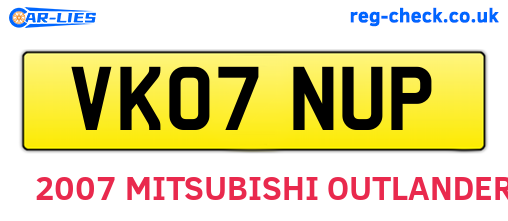 VK07NUP are the vehicle registration plates.