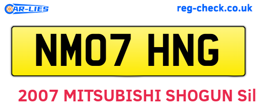 NM07HNG are the vehicle registration plates.