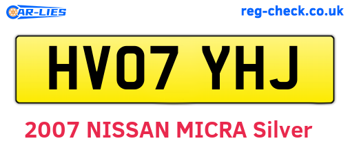 HV07YHJ are the vehicle registration plates.