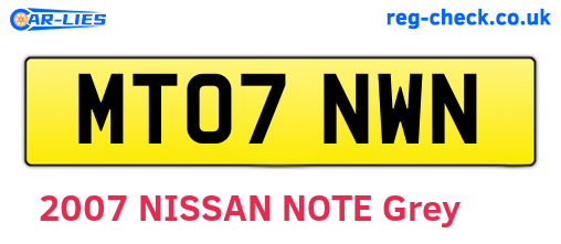 MT07NWN are the vehicle registration plates.