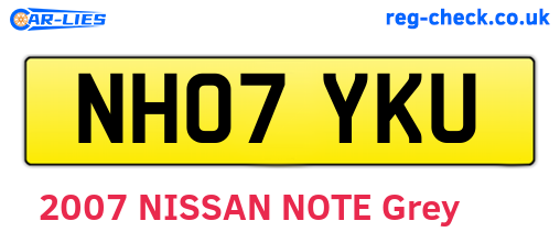 NH07YKU are the vehicle registration plates.