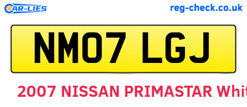 NM07LGJ are the vehicle registration plates.