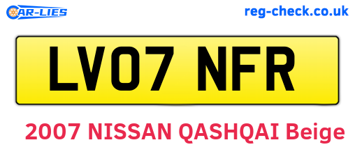 LV07NFR are the vehicle registration plates.