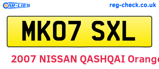 MK07SXL are the vehicle registration plates.