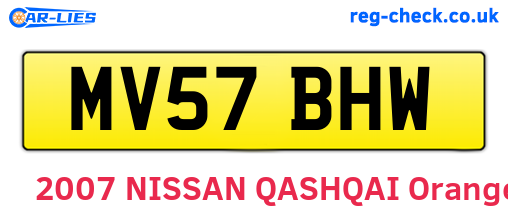 MV57BHW are the vehicle registration plates.