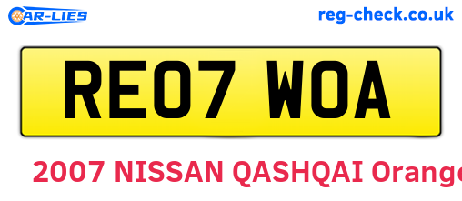 RE07WOA are the vehicle registration plates.