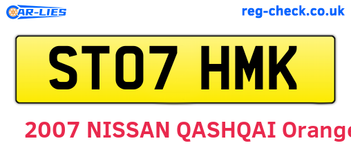 ST07HMK are the vehicle registration plates.