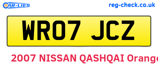 WR07JCZ are the vehicle registration plates.