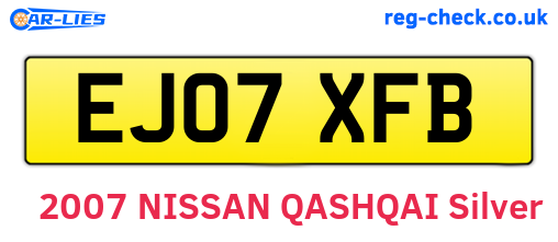 EJ07XFB are the vehicle registration plates.