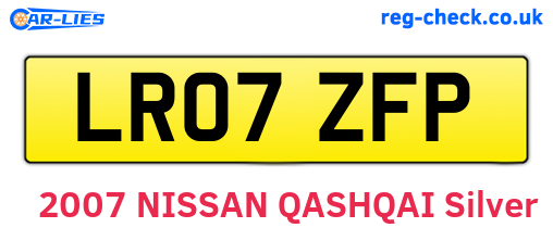 LR07ZFP are the vehicle registration plates.