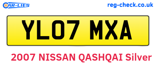 YL07MXA are the vehicle registration plates.