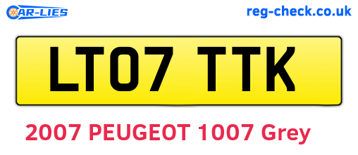 LT07TTK are the vehicle registration plates.