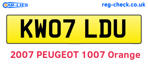 KW07LDU are the vehicle registration plates.