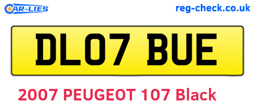 DL07BUE are the vehicle registration plates.