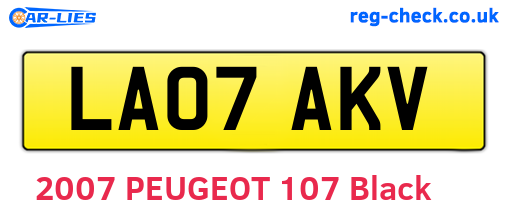 LA07AKV are the vehicle registration plates.