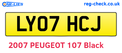 LY07HCJ are the vehicle registration plates.