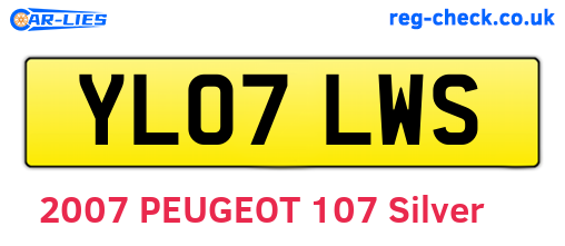 YL07LWS are the vehicle registration plates.