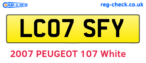 LC07SFY are the vehicle registration plates.