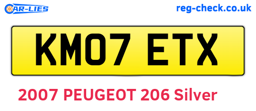 KM07ETX are the vehicle registration plates.