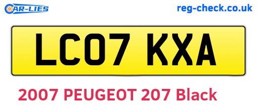 LC07KXA are the vehicle registration plates.
