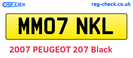MM07NKL are the vehicle registration plates.