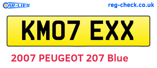 KM07EXX are the vehicle registration plates.
