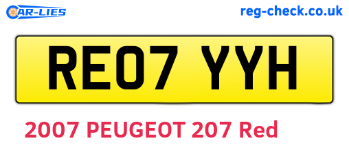 RE07YYH are the vehicle registration plates.